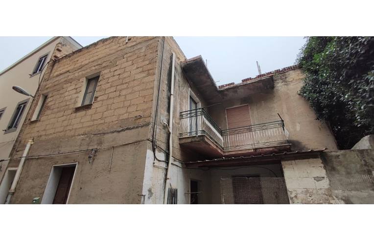 intera palazzina in vendita a Gela