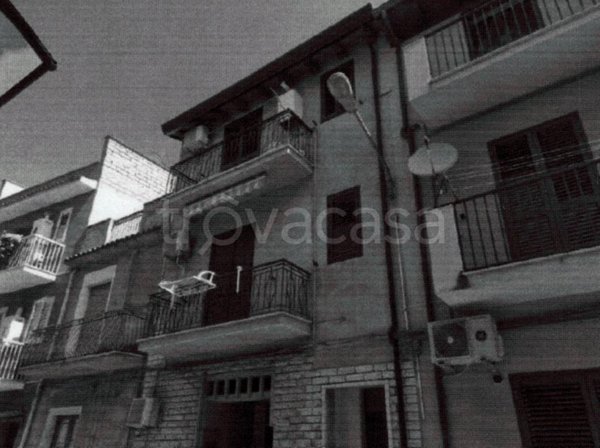 negozio in vendita a Gela
