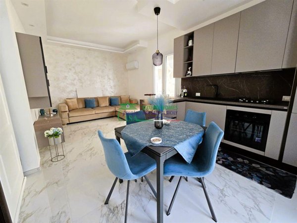 casa indipendente in vendita a Gela