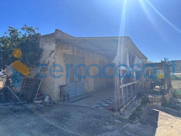 casa indipendente in vendita a Gela