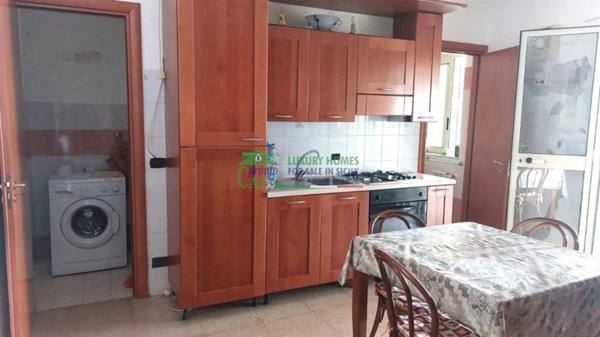 casa indipendente in vendita a Gela