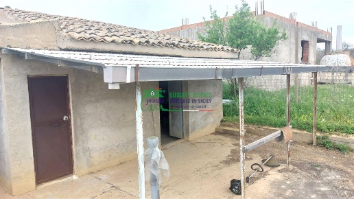 casa indipendente in vendita a Gela