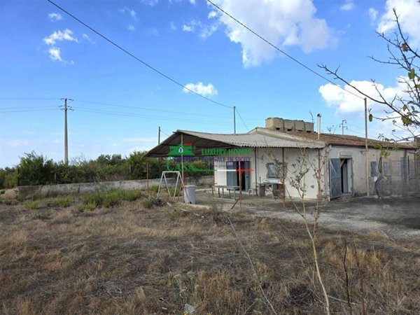 casa indipendente in vendita a Gela