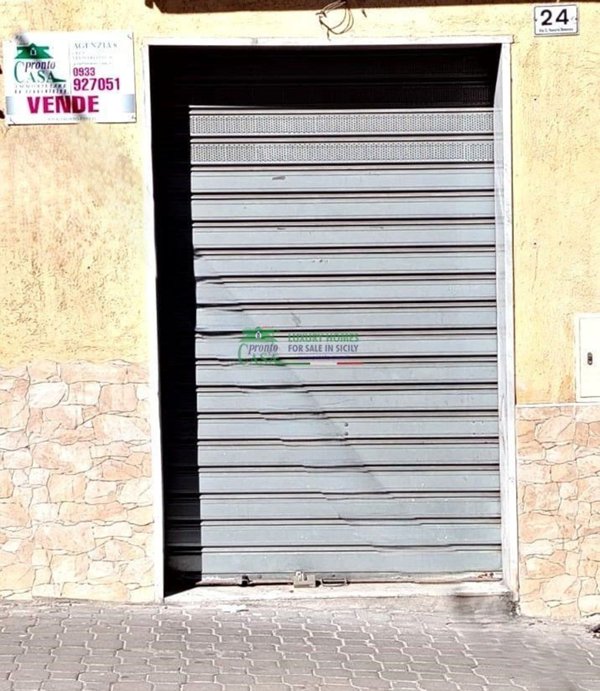 negozio in vendita a Gela in zona Centro Storico