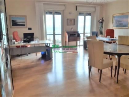 appartamento in vendita a Gela in zona Centro Storico