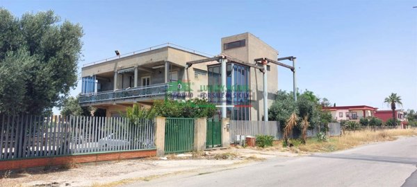 casa indipendente in vendita a Gela