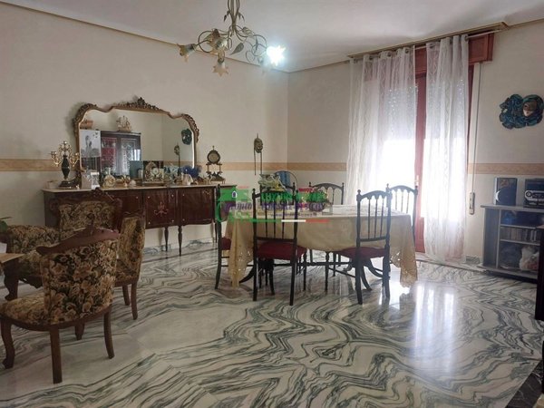 casa indipendente in vendita a Gela