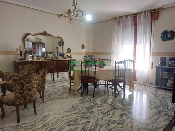 casa indipendente in vendita a Gela