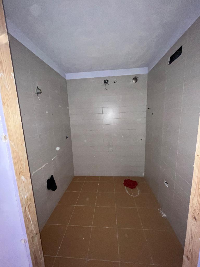 locale commerciale in vendita a Gela