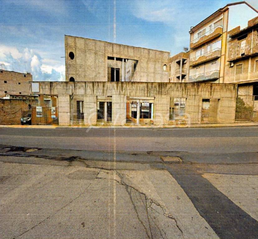 negozio in vendita a Gela