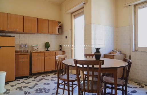 appartamento in vendita a Gela in zona Caposoprano