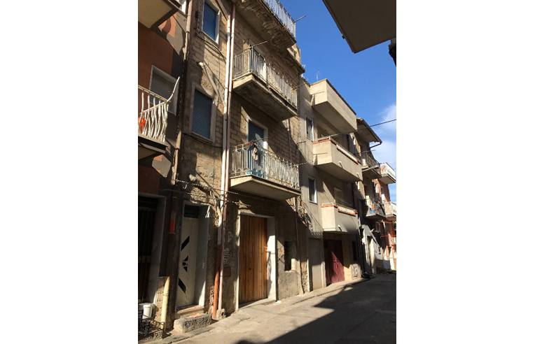 casa indipendente in vendita a Gela