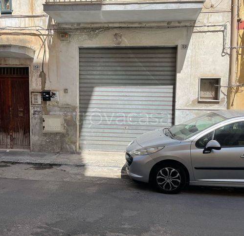 negozio in vendita a Gela