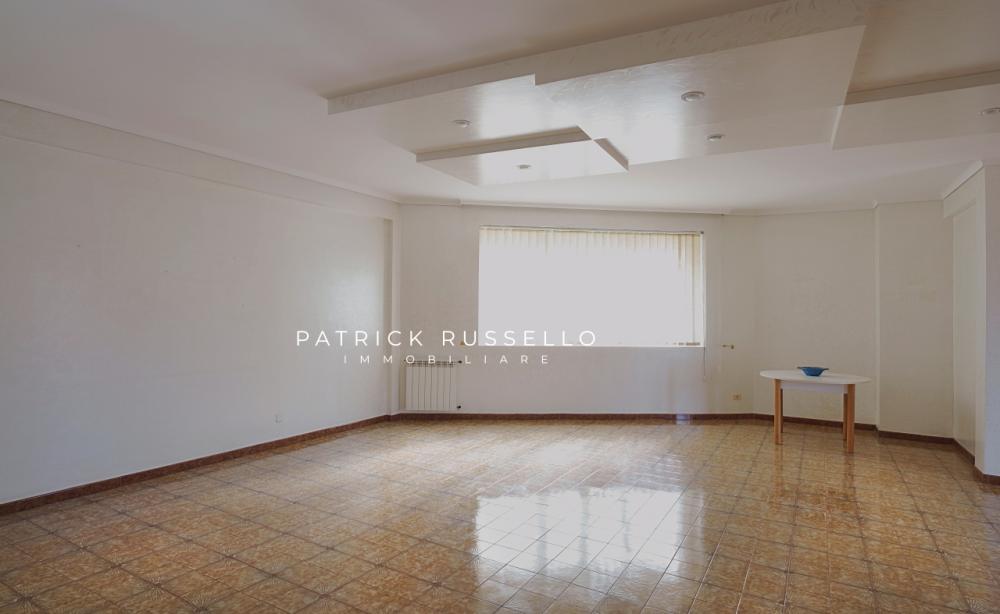 appartamento in vendita a Gela in zona Caposoprano