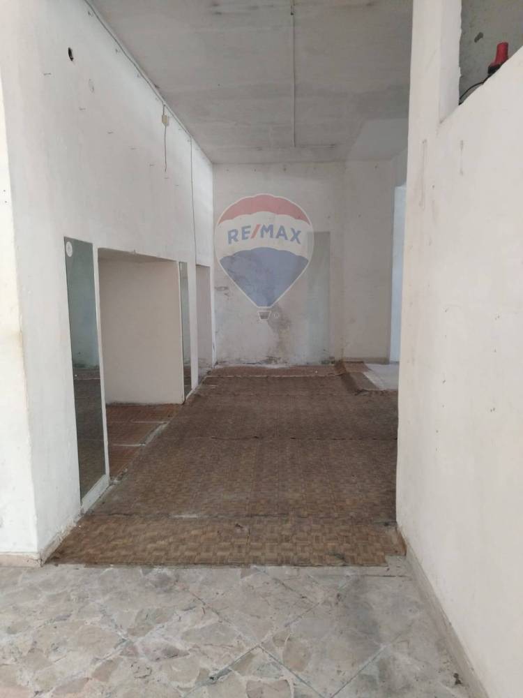 locale commerciale in vendita a Gela