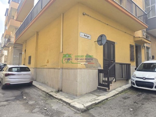 appartamento in vendita a Gela in zona Centro Storico