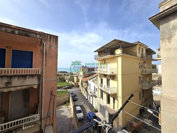 appartamento in vendita a Gela in zona Centro Storico