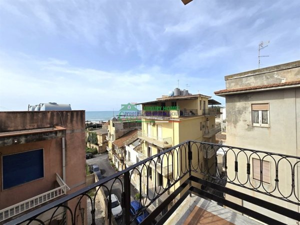 appartamento in vendita a Gela in zona Centro Storico