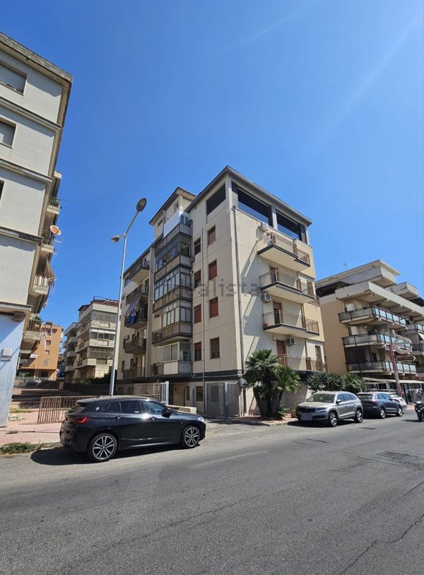 appartamento in vendita a Gela in zona Caposoprano