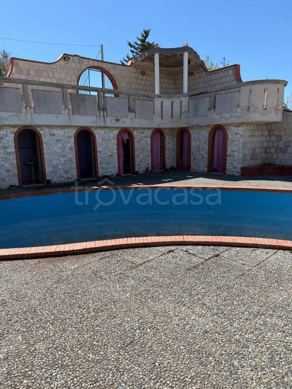casa indipendente in vendita a Gela