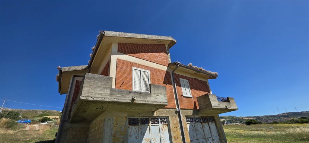 casa indipendente in vendita a Marianopoli
