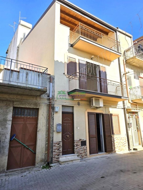 casa indipendente in vendita a Mazzarino