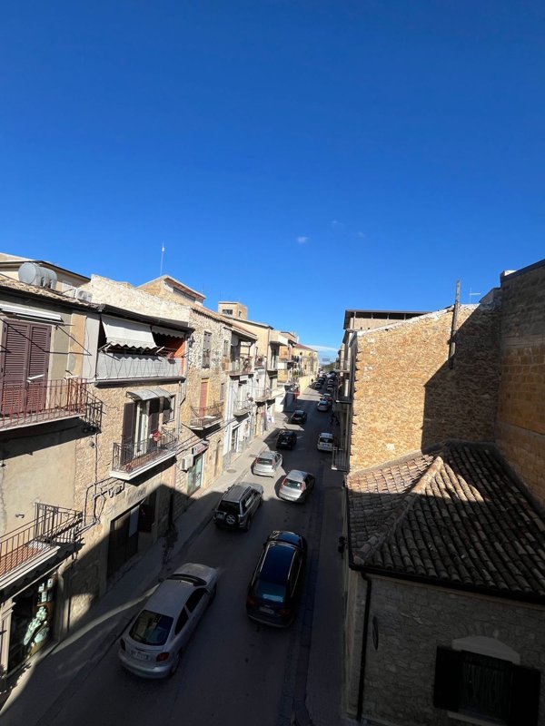 casa indipendente in vendita a Mazzarino