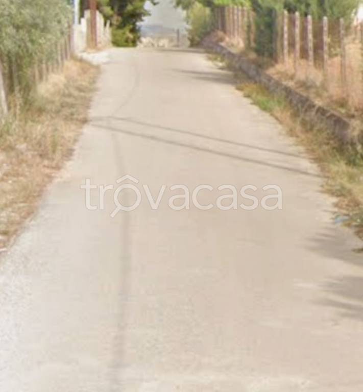 locale commerciale in vendita a Mazzarino
