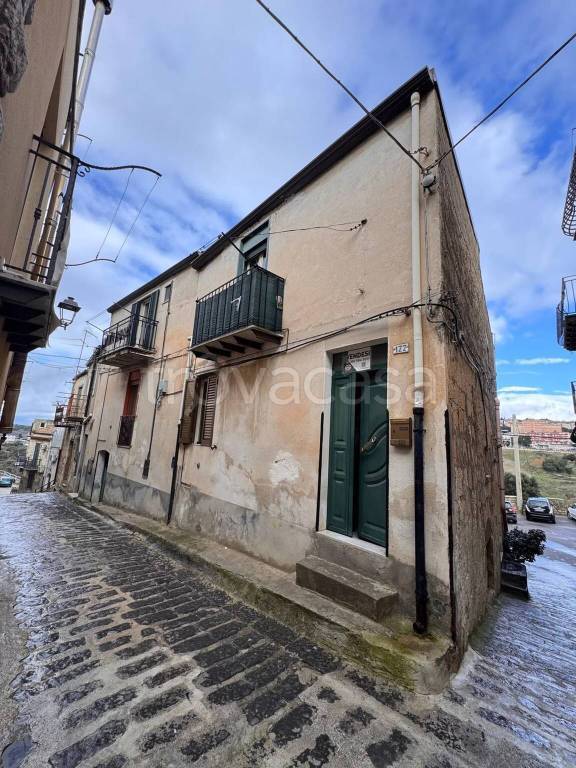 casa indipendente in vendita a Mussomeli