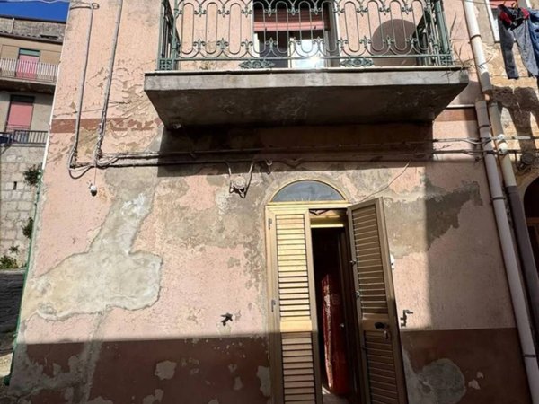 casa indipendente in vendita a Mussomeli