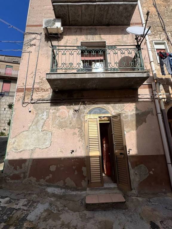 casa indipendente in vendita a Mussomeli