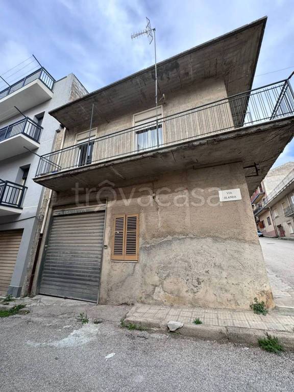 casa indipendente in vendita a Mussomeli
