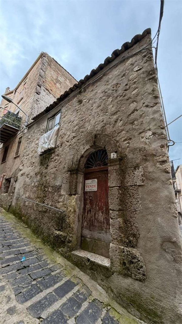 casa indipendente in vendita a Mussomeli