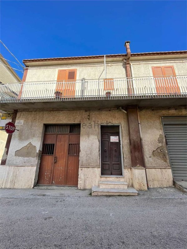 casa indipendente in vendita a Mussomeli