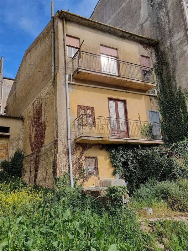 casa indipendente in vendita a Mussomeli