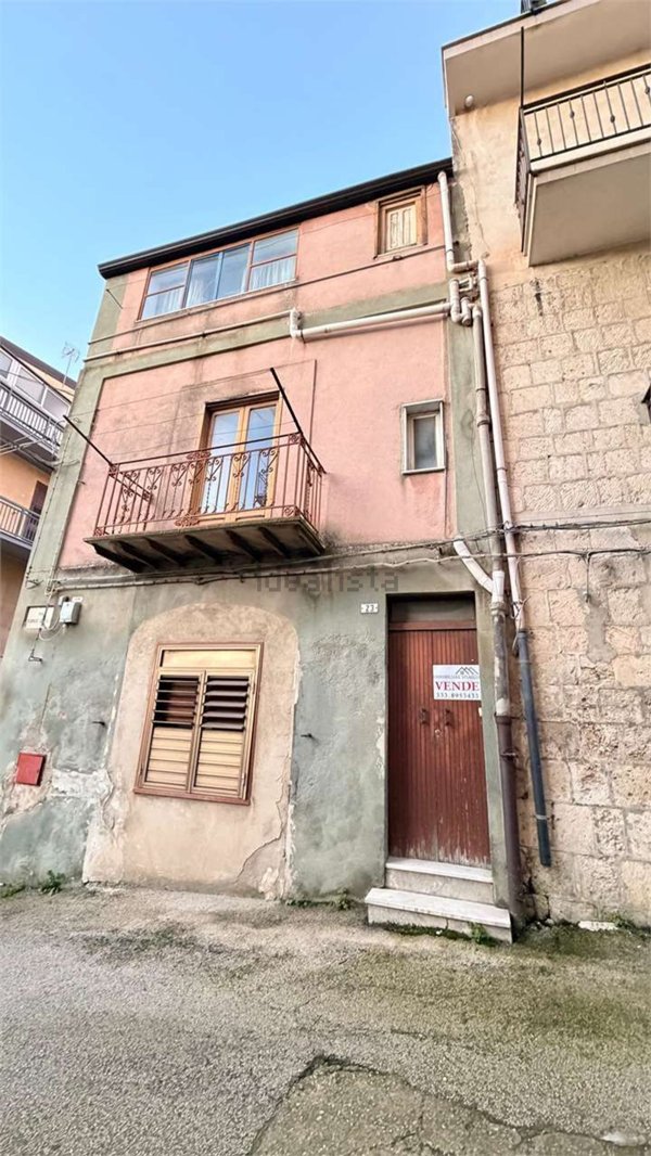 casa indipendente in vendita a Mussomeli