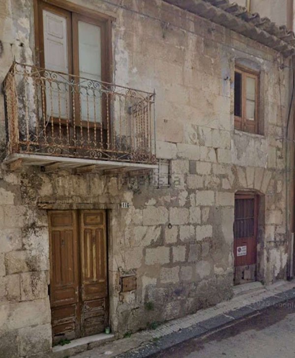 casa indipendente in vendita a Mussomeli