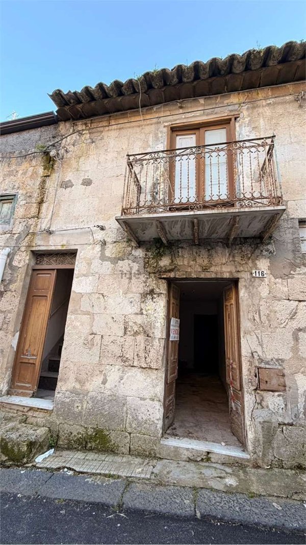 casa indipendente in vendita a Mussomeli