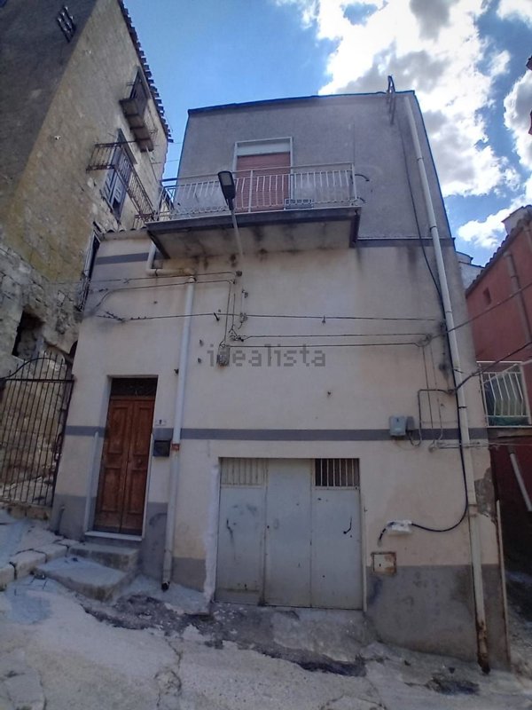 casa indipendente in vendita a Mussomeli