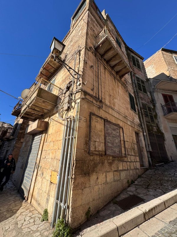 casa indipendente in vendita a Mussomeli