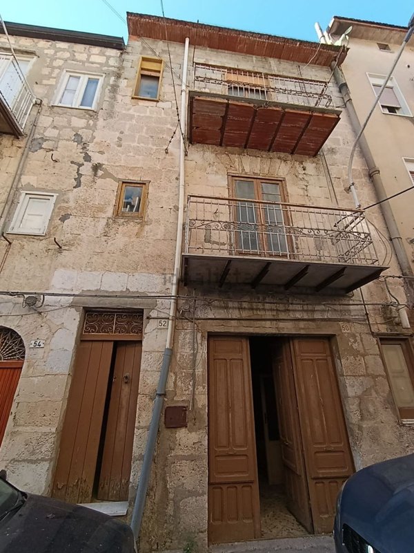 casa indipendente in vendita a Mussomeli