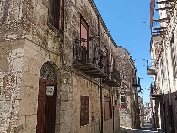 casa indipendente in vendita a Mussomeli