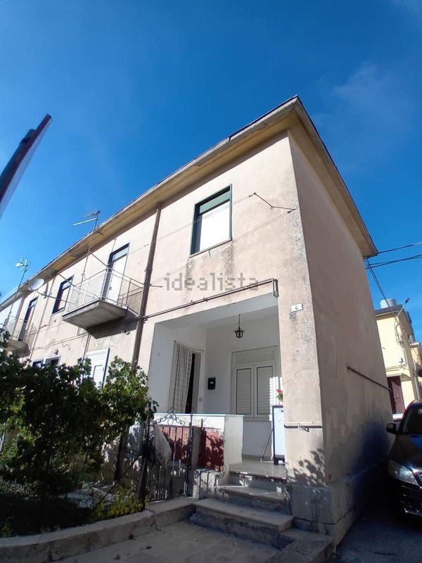 casa indipendente in vendita a Mussomeli