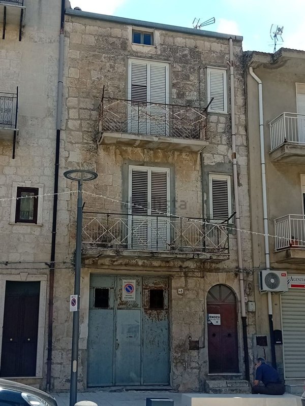 casa indipendente in vendita a Mussomeli