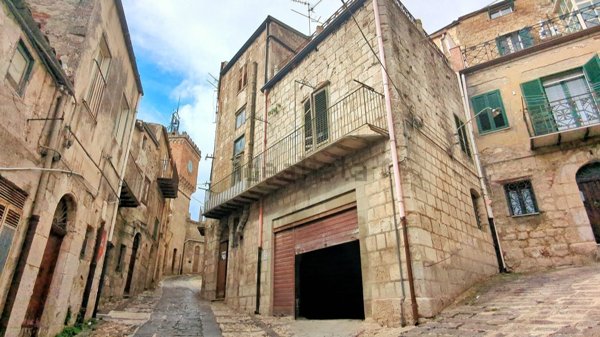 casa indipendente in vendita a Mussomeli