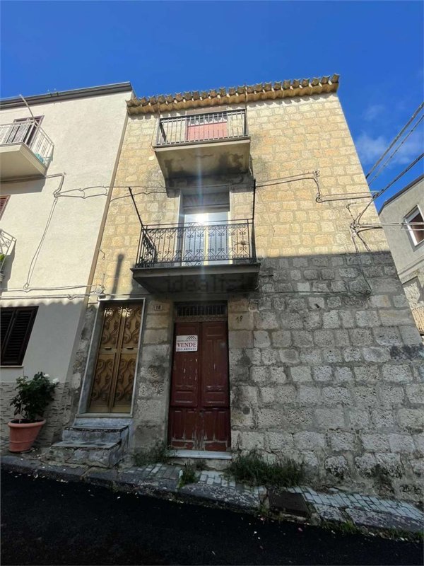 casa indipendente in vendita a Mussomeli