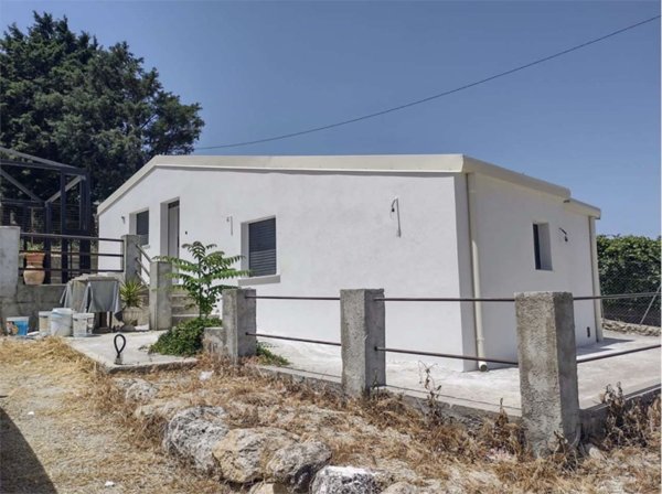 casa indipendente in vendita a Mussomeli