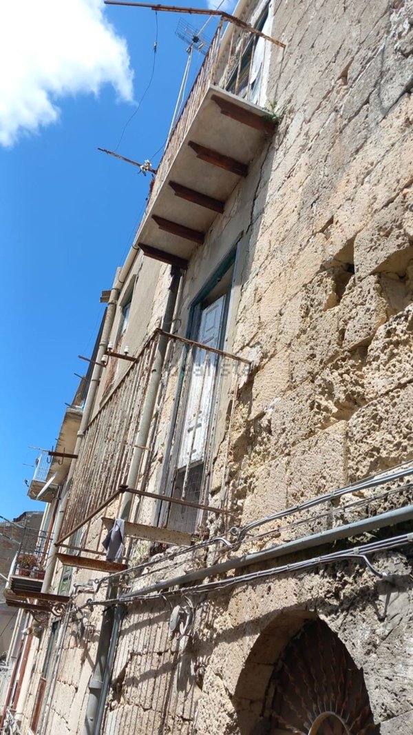 casa indipendente in vendita a Mussomeli