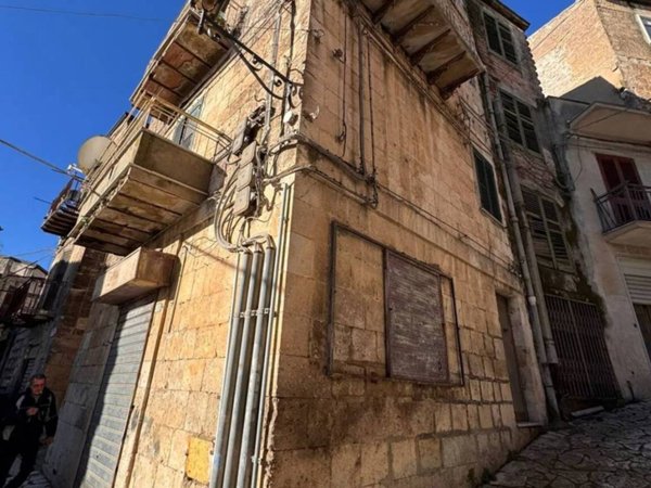 casa indipendente in vendita a Mussomeli