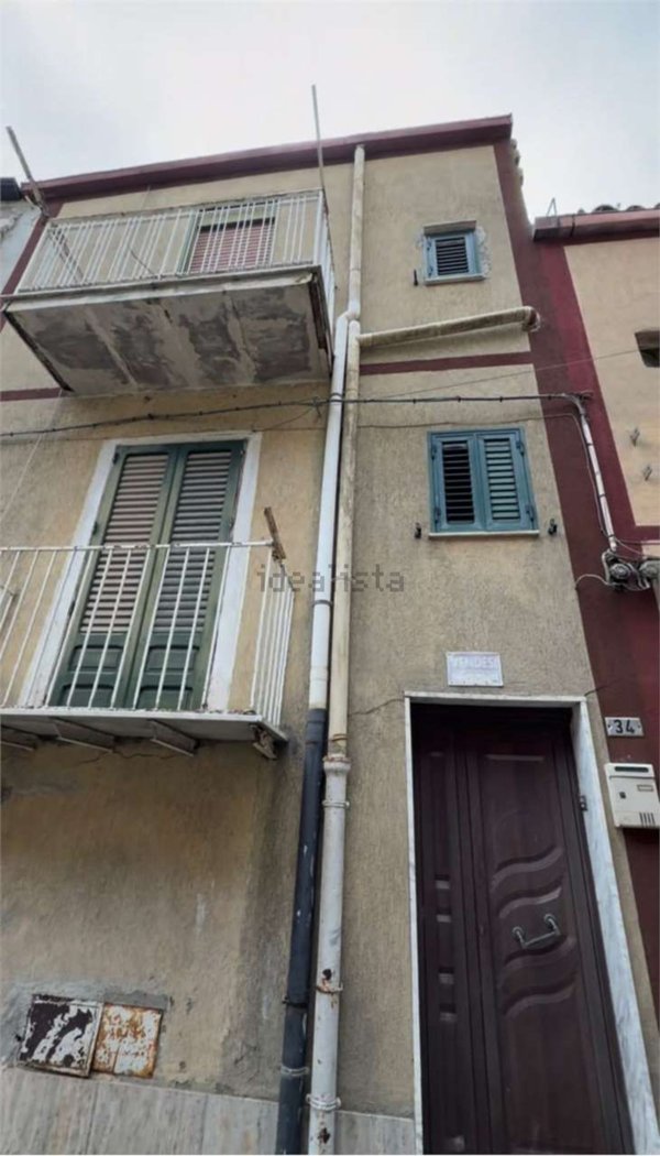 casa indipendente in vendita a Mussomeli